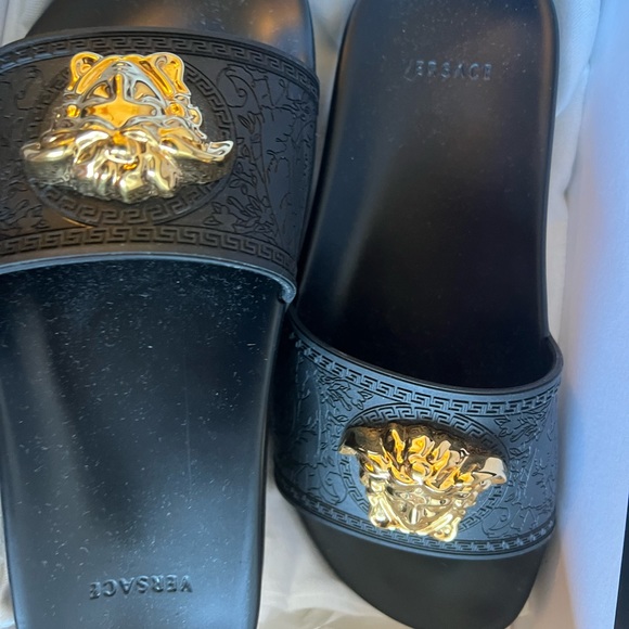 Versace all black brand new slippers. - Picture 8 of 11